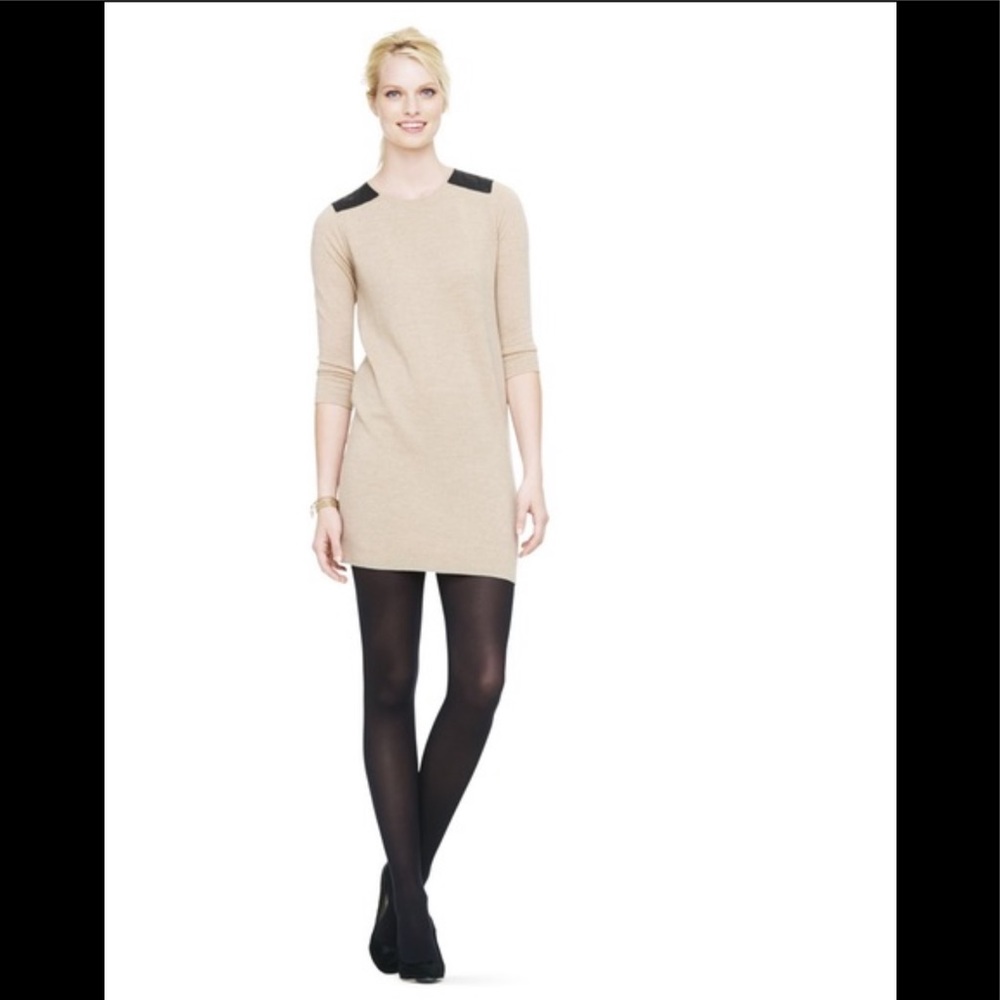 Club Monaco 100 Italian Wool Nora Dress LIKE NEW